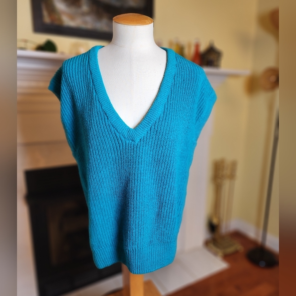 Licorice Sweater Vest SZ L